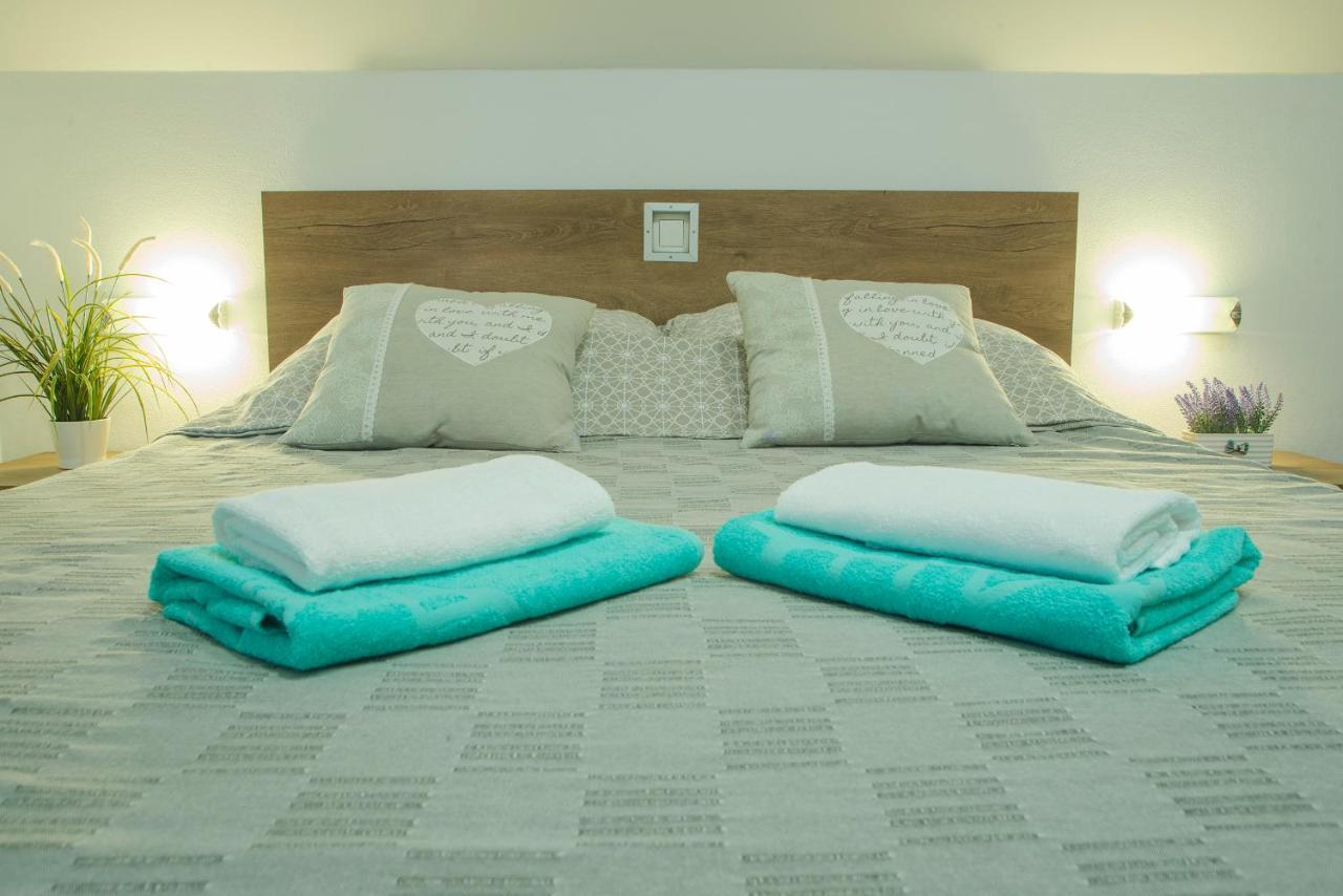 Studio Apartment Karlo Drežnik Grad Dış mekan fotoğraf